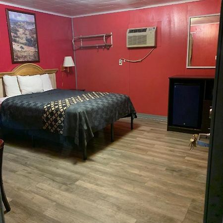 Budget Inn Monroeville Eksteriør bilde